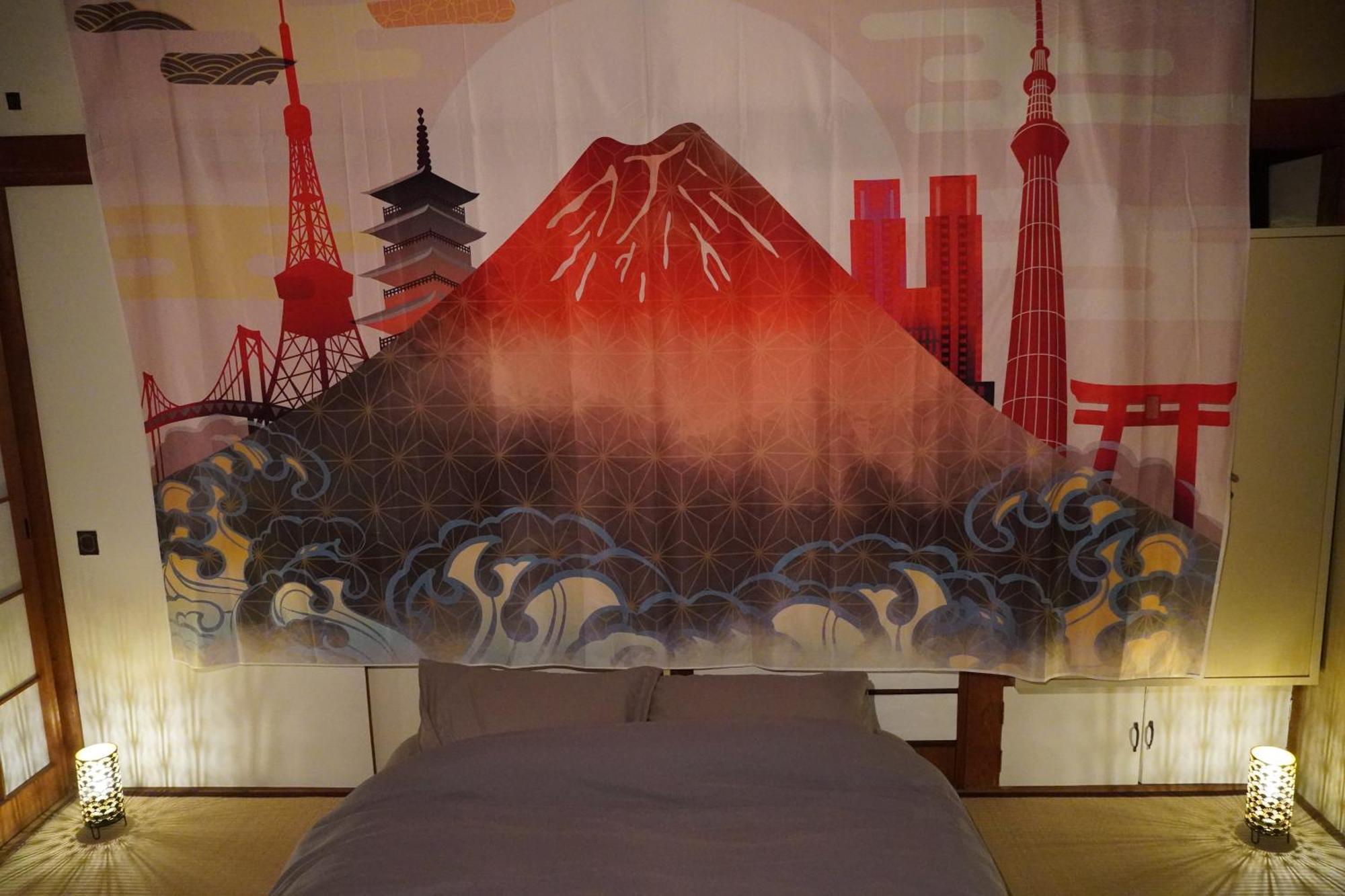 Lägenhet 駅から徒歩4分/ビル3階全体/広い部屋/広い屋上/和室/レインボーブリッジ/お台場