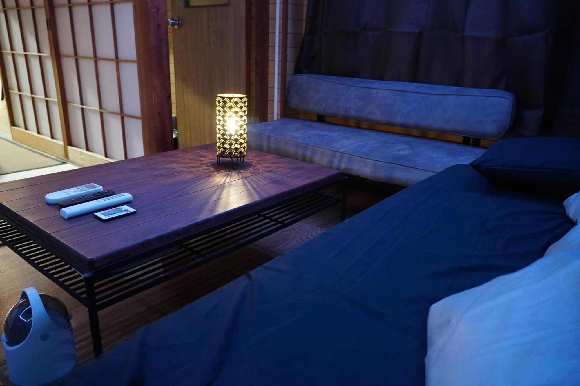 Apartamento 駅から徒歩4分/ビル3階全体/広い部屋/広い屋上/和室/レインボーブリッジ/お台場 *
