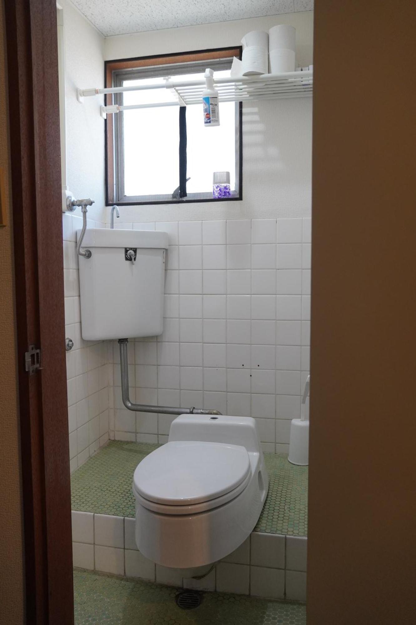 駅から徒歩4分/ビル3階全体/広い部屋/広い屋上/和室/レインボーブリッジ/お台場 Apartamento Tóquio